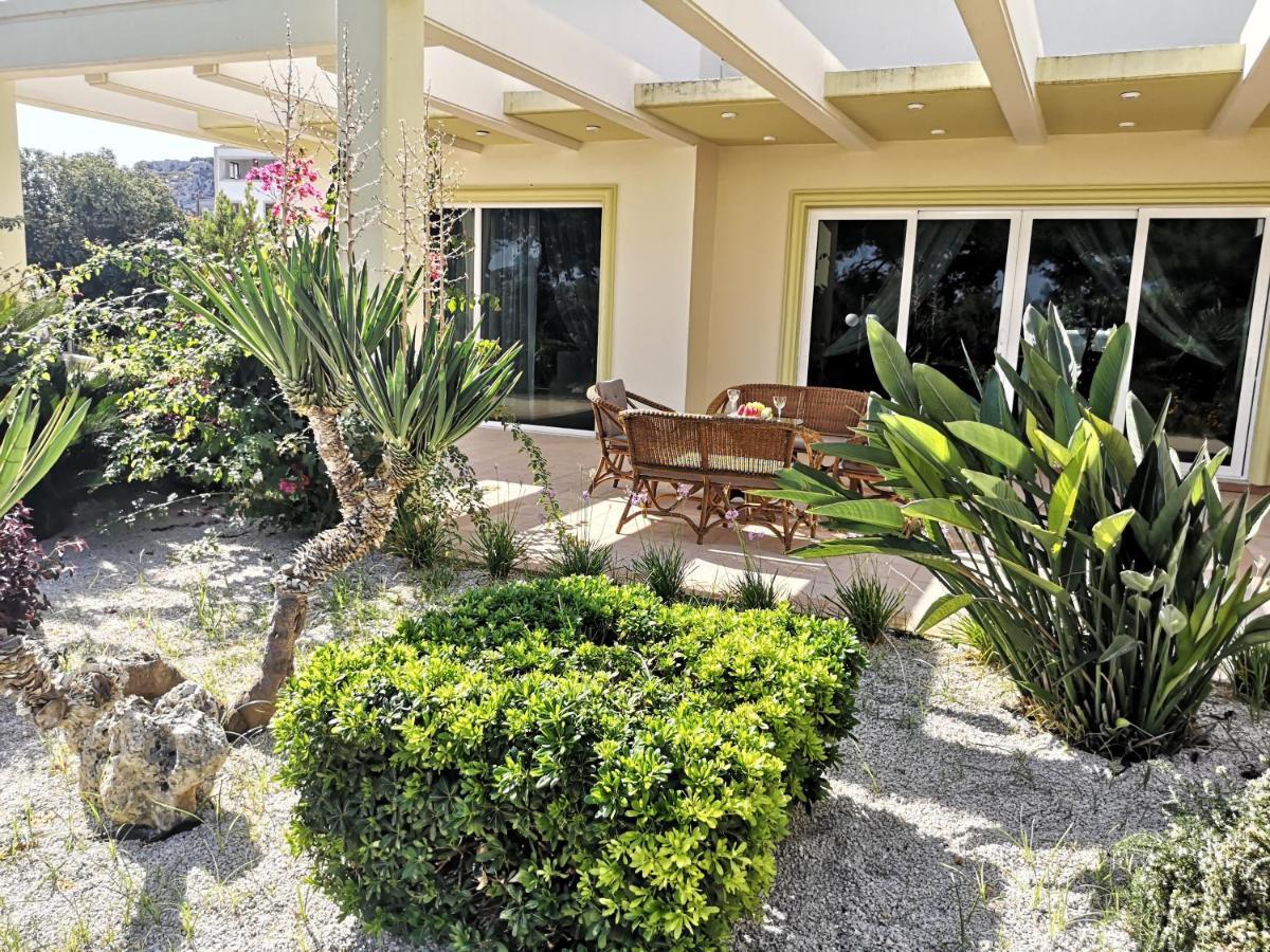 Louis Luxury Villa By Living In Blue Koskinou  Esterno foto