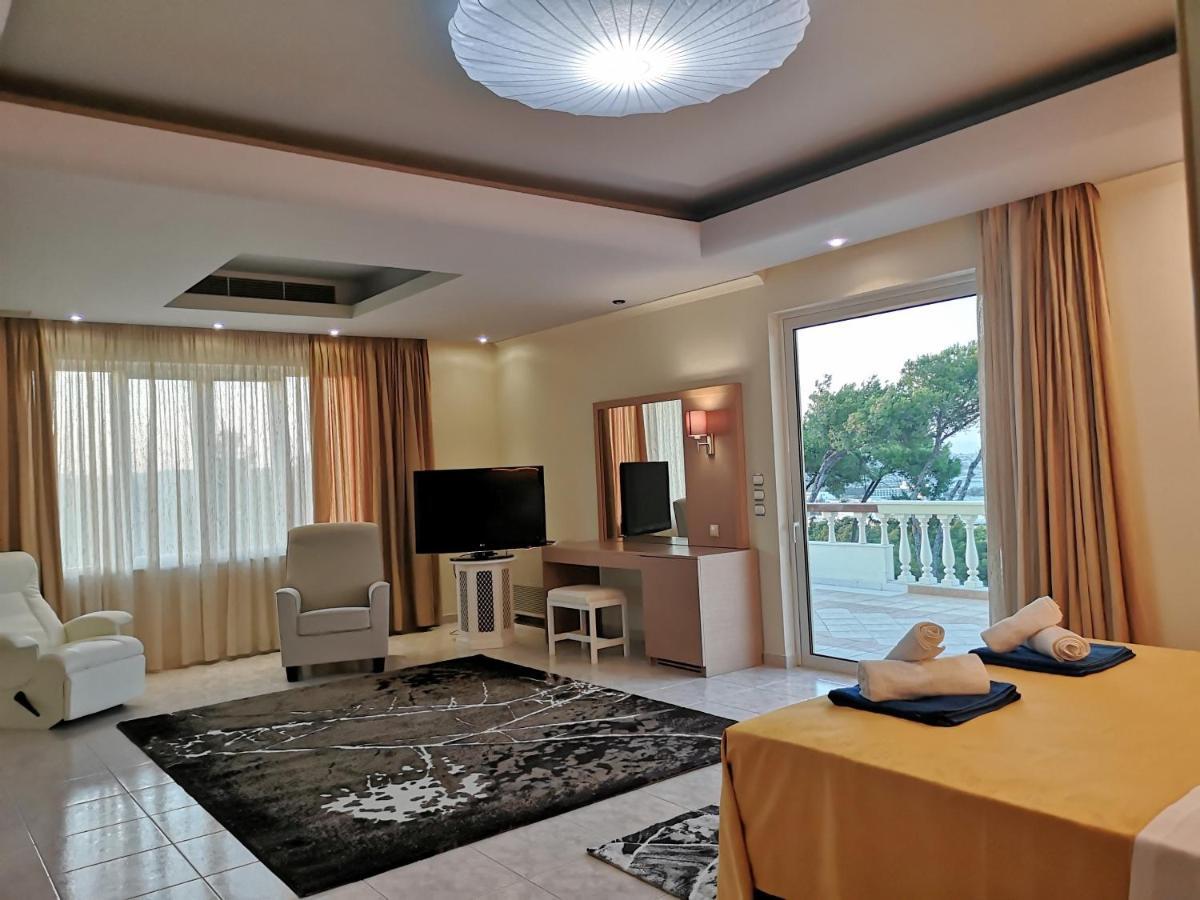 Louis Luxury Villa By Living In Blue Koskinou  Esterno foto