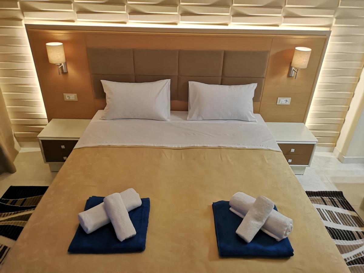 Louis Luxury Villa By Living In Blue Koskinou  Esterno foto