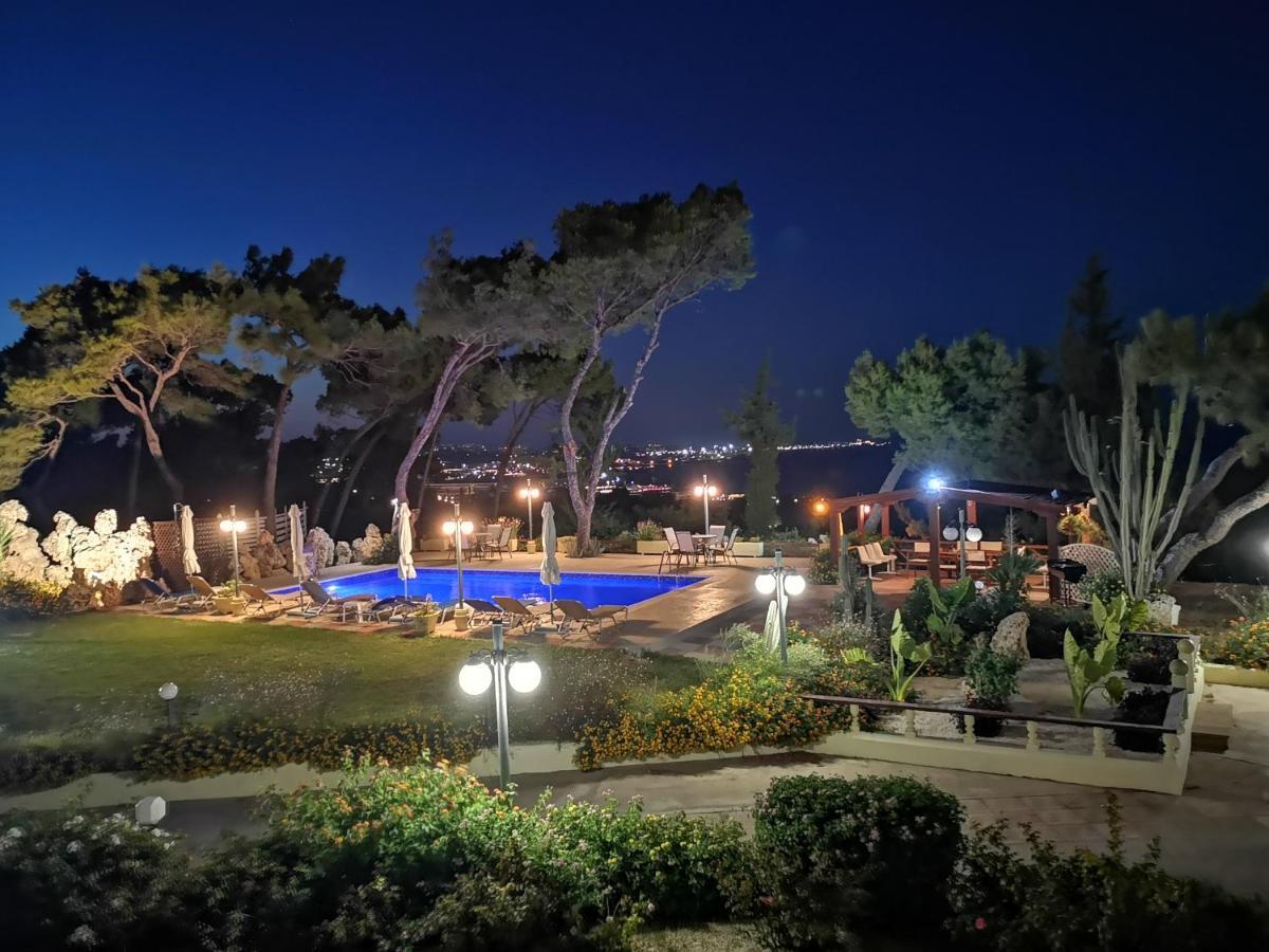 Louis Luxury Villa By Living In Blue Koskinou  Esterno foto