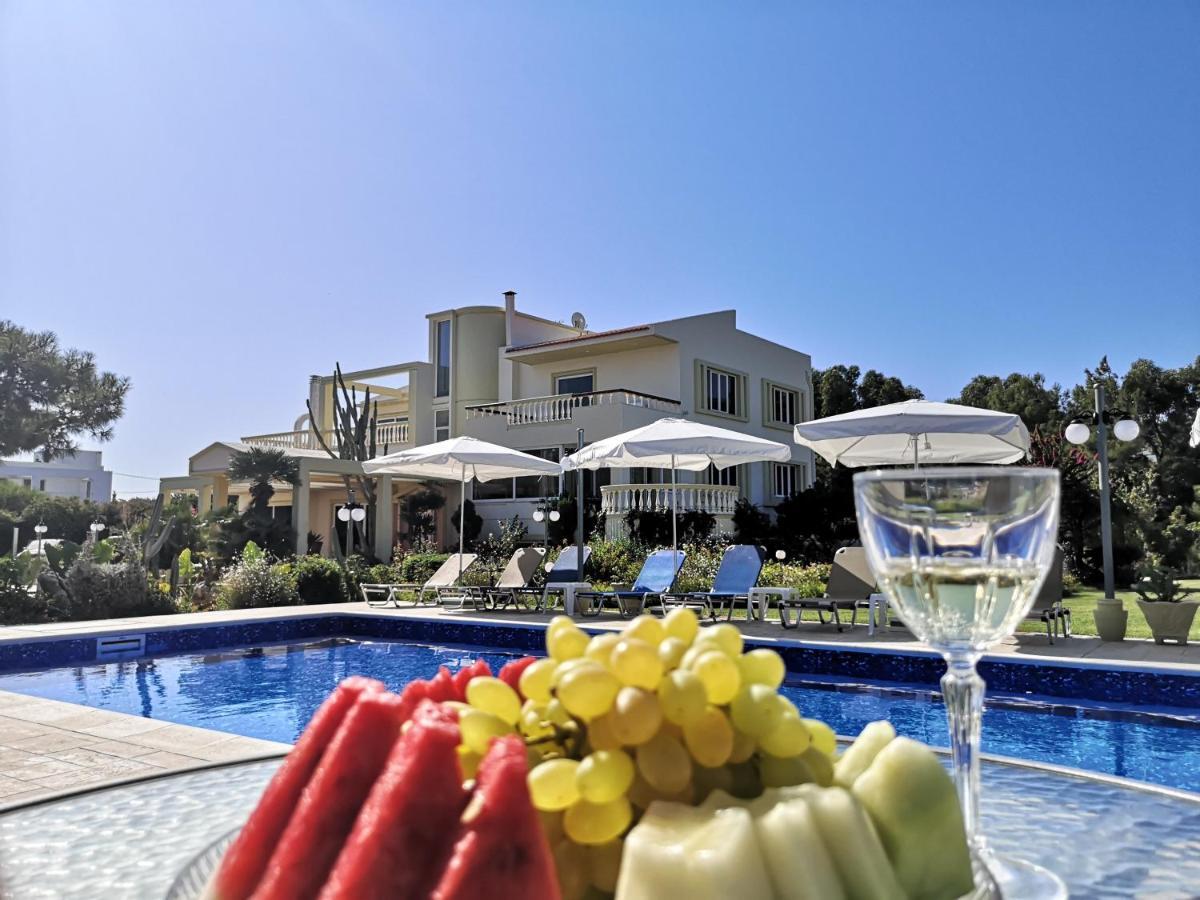 Louis Luxury Villa By Living In Blue Koskinou  Esterno foto