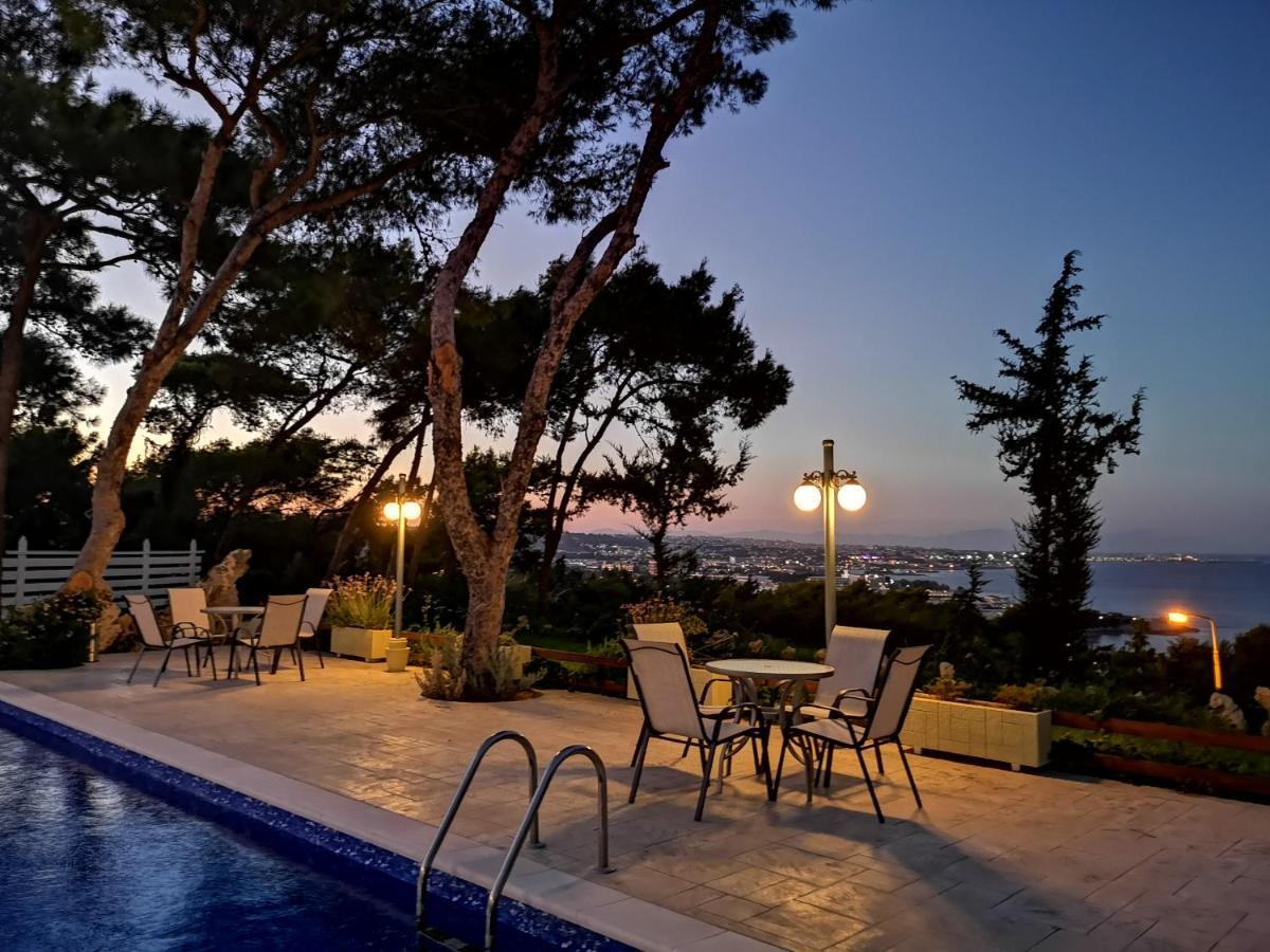 Louis Luxury Villa By Living In Blue Koskinou  Esterno foto